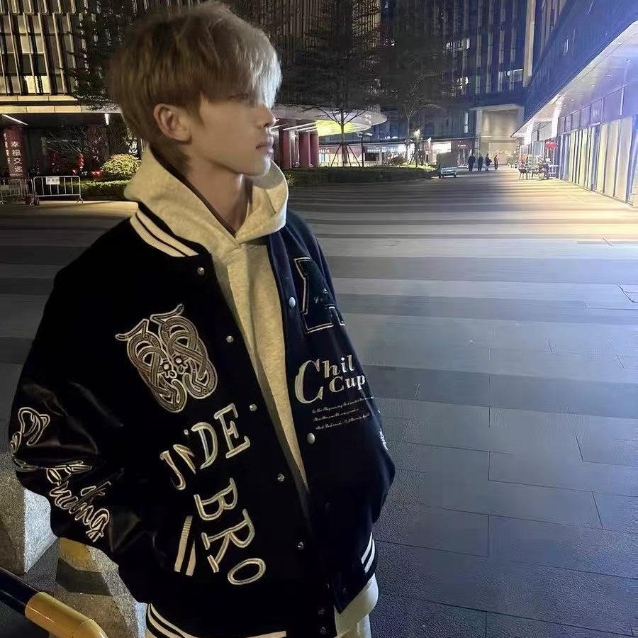 美式字母刺绣拼色棒球服外套男女夹克