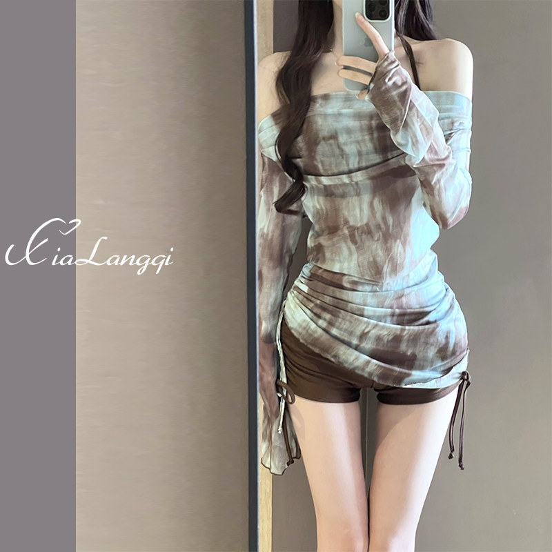 泳衣女款2025新款两件式比基尼三件套性感小胸聚拢遮肚显瘦海边度