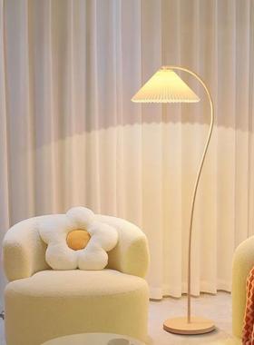 法室式v式ntage落i地灯复古奶油客厅卧床头立台灯日式百褶氛854围