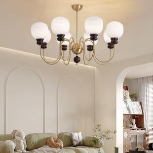 轻奢魔豆卧室房间灯具客厅吊灯 复古餐厅吊灯意式 美式 中古全铜法式