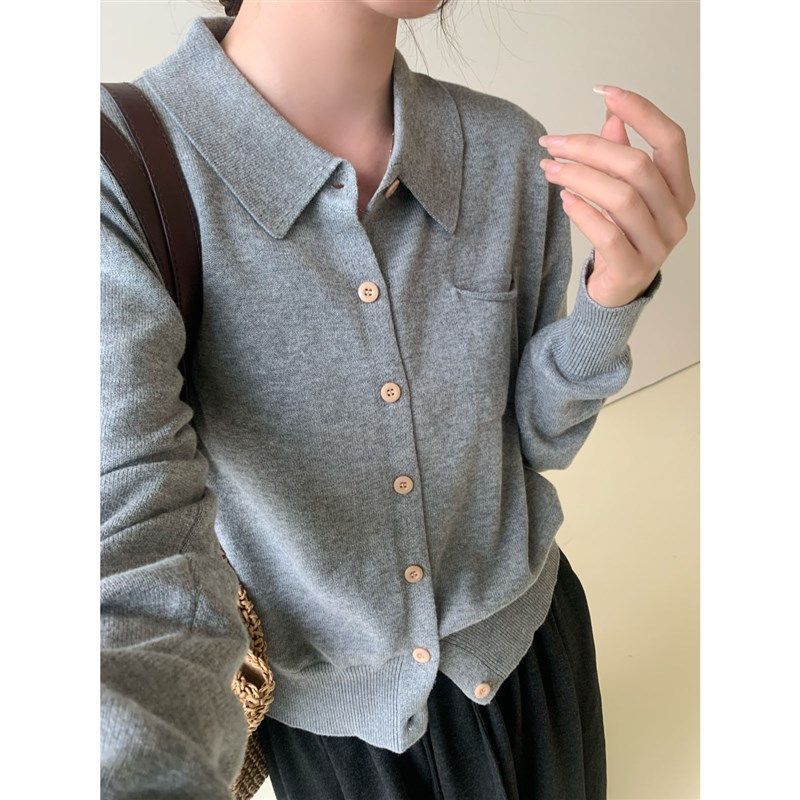 2024初秋新款简约小翻领针织衫 显瘦排扣宽松薄款长袖针织衫上衣