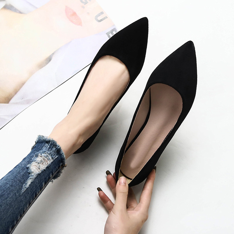 尖头平底单鞋女浅口瓢p鞋夏季新款韩版气质船鞋百搭黑色平跟仙女