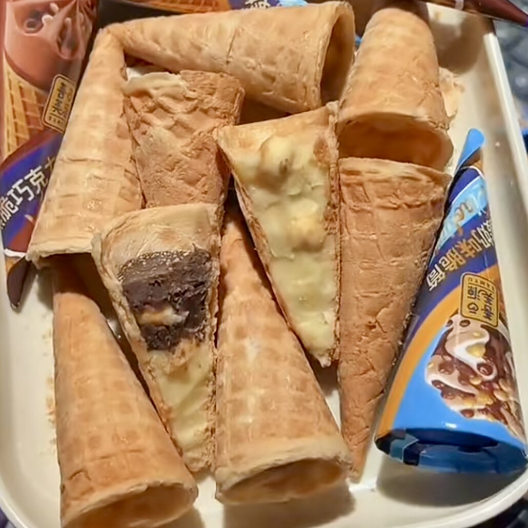 巧克力脆皮筒夹心饼干冰淇淋造型儿童品办公休闲解馋（代可可脂）