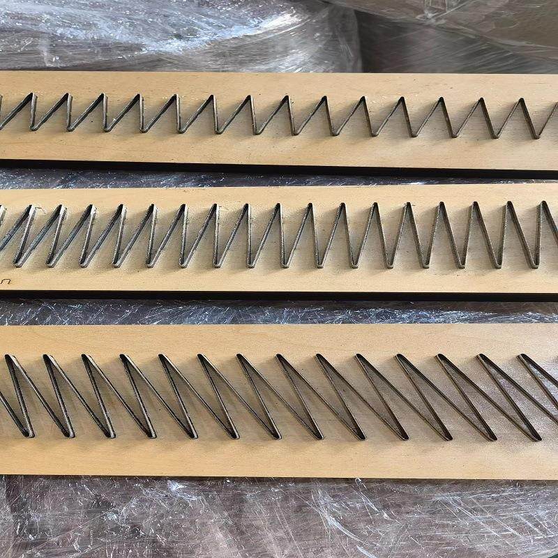 PUPVC皮带打齿配件齿板手压气动打齿机齿板厂家直销分层机齿