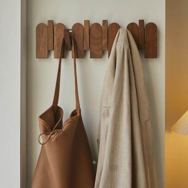 北欧钢琴键挂衣架墙上壁挂门后挂衣钩实木衣帽架玄关挂钩卧室客厅
