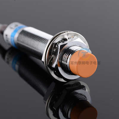 沪工12MM接近开关LJ12A3-4-Z/AX直流24V三线NPN常闭4MM DC12V 36v
