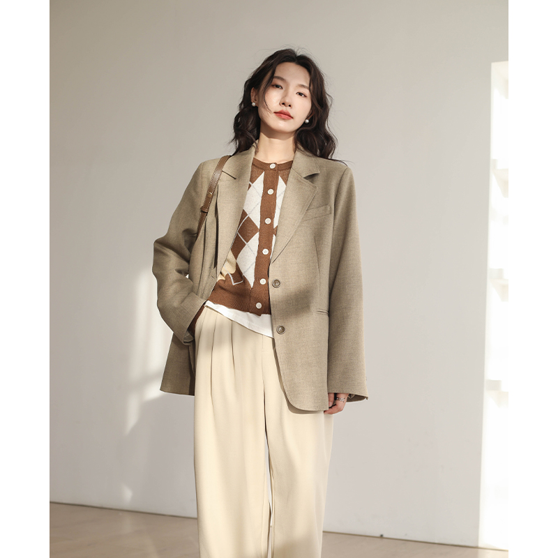 复古廓形西装外套女2025春秋新款休闲宽松慵懒风通勤上衣气质西服