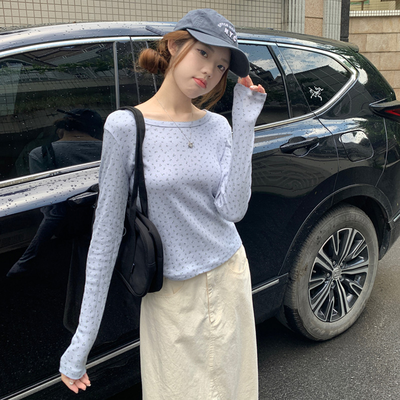 早春蓝紫色碎花长袖t恤女修身纯棉打底衫正肩显瘦小个子内搭上衣