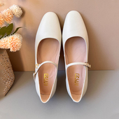 米色粗跟单鞋 配裙子小皮 简约一字带中跟鞋 女真皮20r25春夏季 新款