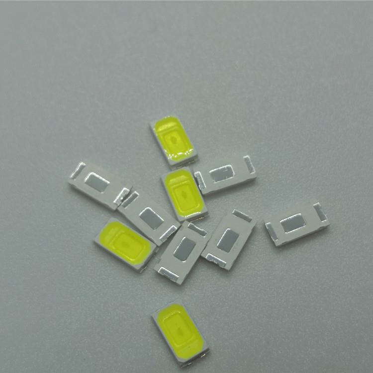 现货高亮度高光效高显指贴片5730贴片led白光5730高亮白光
