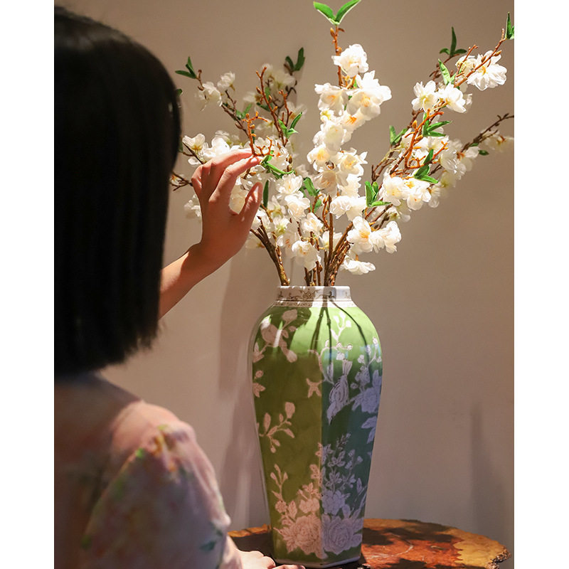 陶瓷摆件新中式古风工艺品青花瓷花瓶喜上眉梢六方瓶客厅玄关摆设