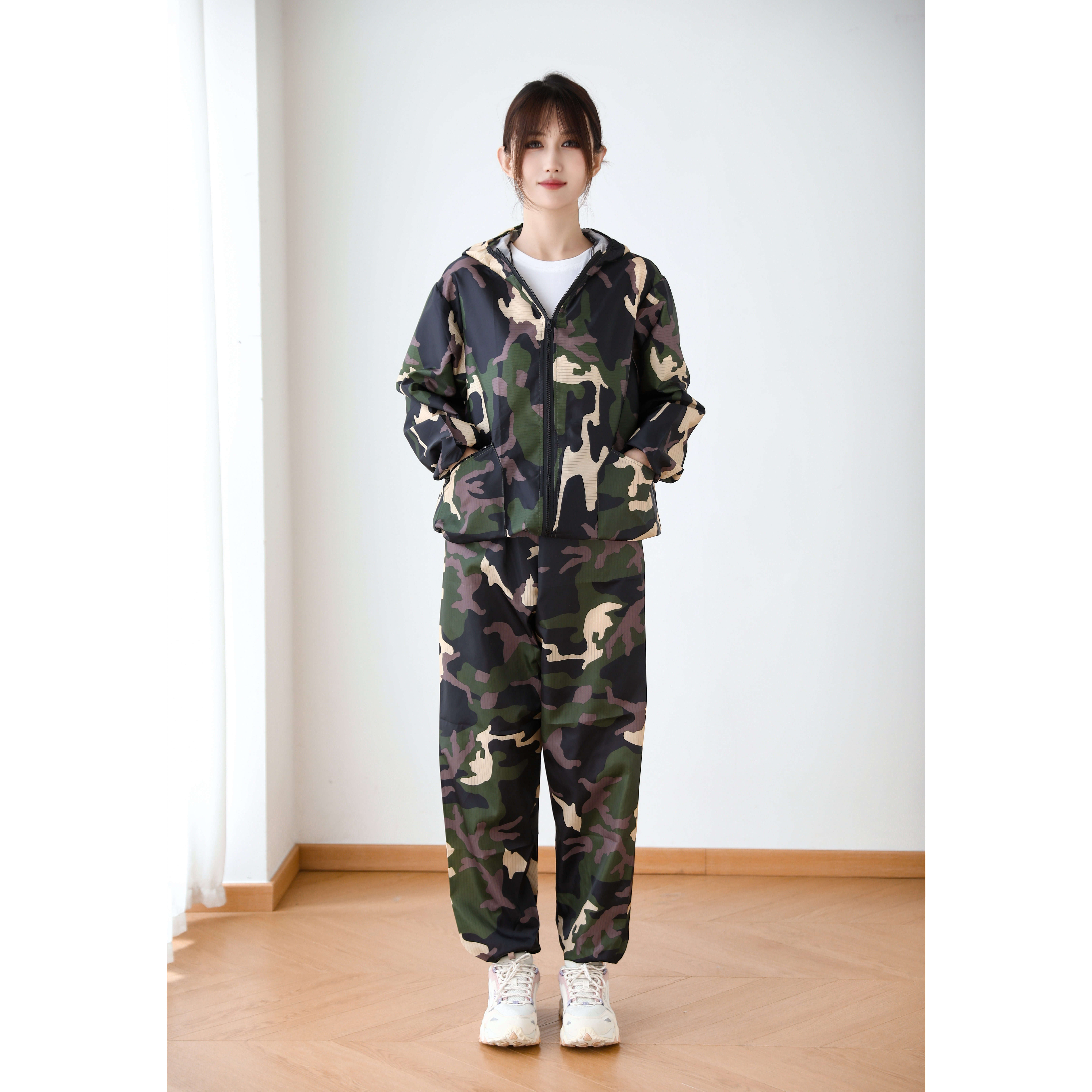 男女同款四季通用迷彩宽松型防尘户外作业专用工作防护服分体工服