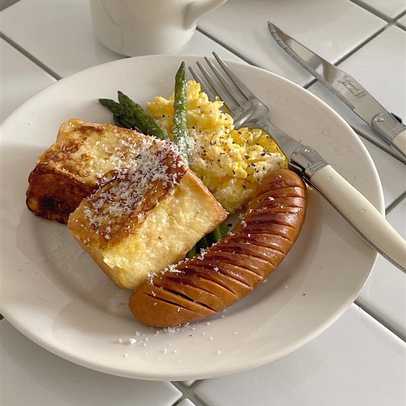 On the table - 8寸宽边乳白陶瓷平盘餐盘 早餐盘 牛排盘 甜点盘