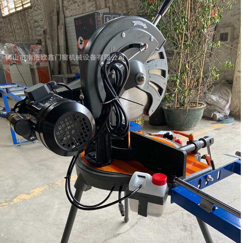 J300精密转盘切割机铝材转盘锯多角度锯斜切锯金属铝型材切割锯
