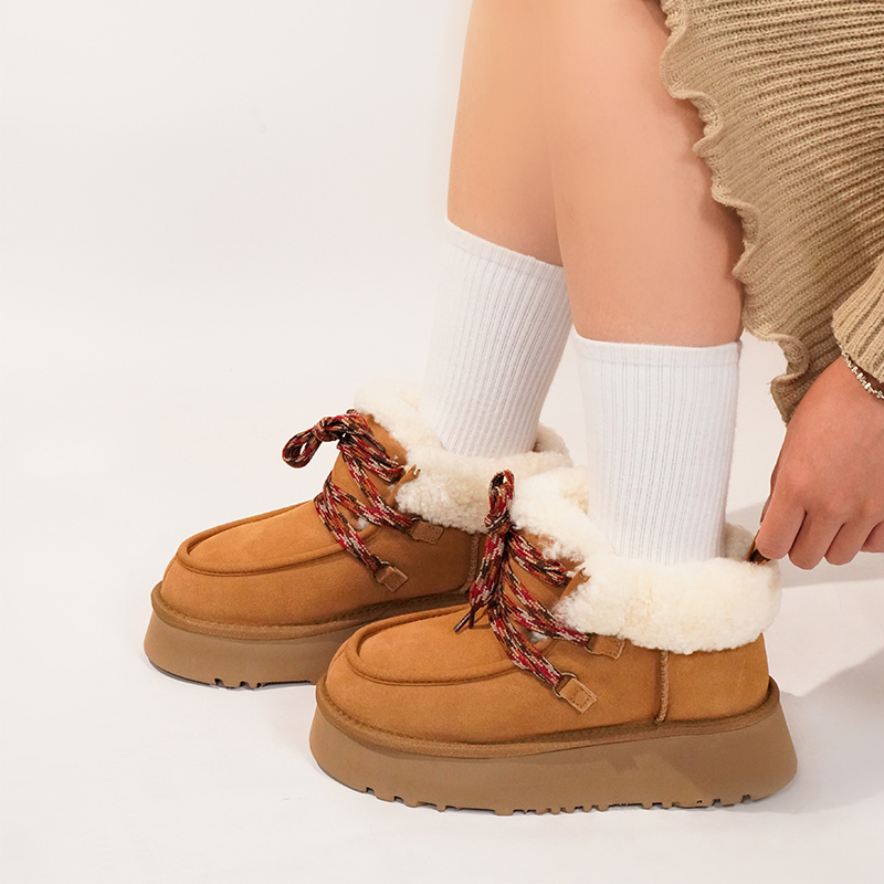桑坡雪地靴女厚底增高羊皮毛一体保暖短筒棉鞋2025冬季新款芙卡拉