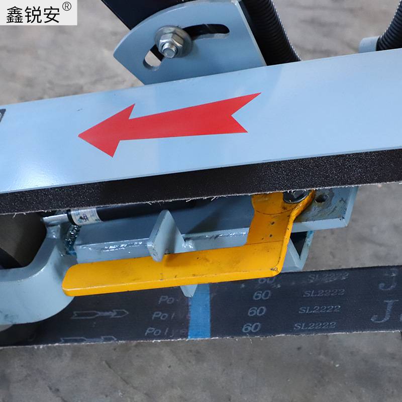 砂带机钢板除锈平面打磨砂带机打磨电动抛光机轻型手推式砂带机