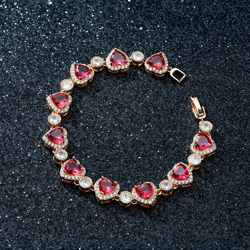 怦然心动爱心手链女轻奢精致复古红色心形锆石手R饰甜美气质送女