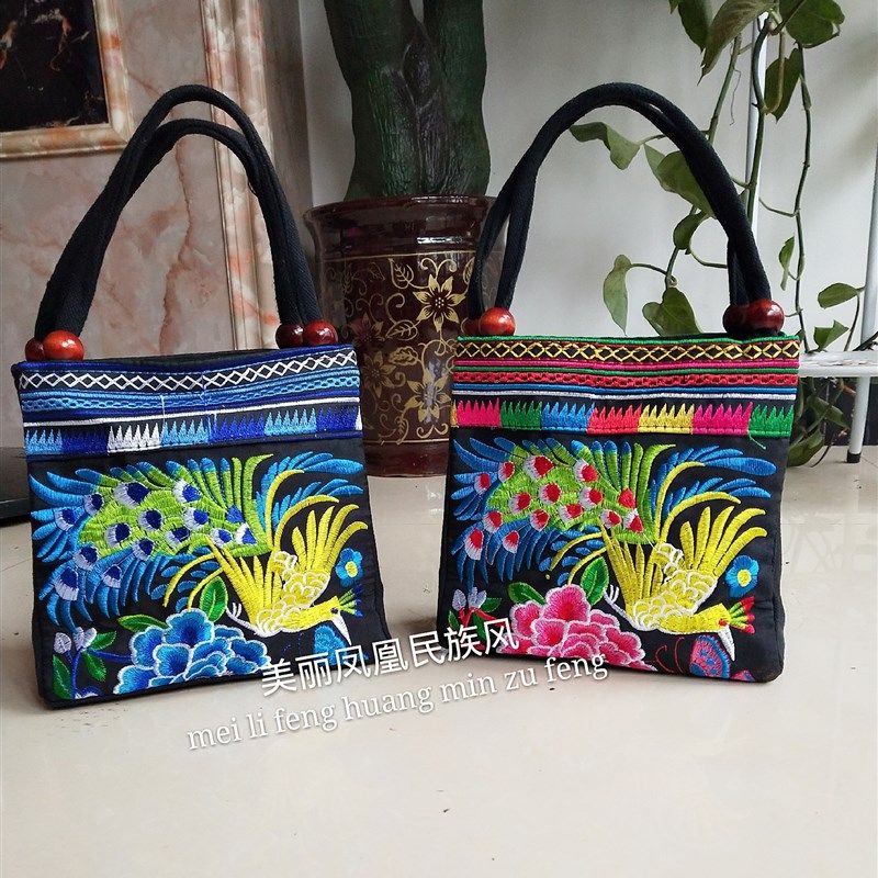 新款民族风中老年女包民族风绣花包包刺绣帆布小包中年女士手提包,箱包皮具/热销女包/男包,通用款女包,淘宝优惠券,粉丝福利购,淘宝优惠卷