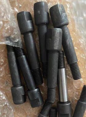 福田雷沃水稻机收割机原厂配件 雷沃RG40 50 超越版伸缩齿轴螺丝