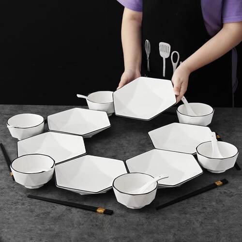 风碗碟套装陶瓷餐具饭碗盘子碗家用2025新款创意拼盘组