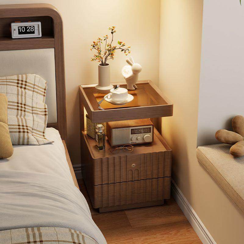 实木床头柜简约现代家用卧室带锁储物柜小型床边置物架简易收纳柜,玩具/童车/益智/积木/模型,其它,淘宝优惠券,粉丝福利购,淘宝优惠卷