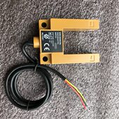 E3S 控制器 GS3E4 电梯配件 客梯槽型光电开关 平层感应器 安装