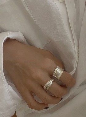 2025新款宽戒指女极简风时尚个性百搭磨砂哑P光金银两色开口食指