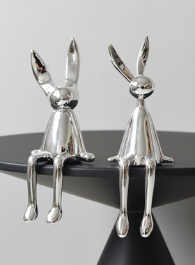 北欧轻奢现代卡通网红创意兔子高级感软装饰品R摆设电视柜坐姿摆