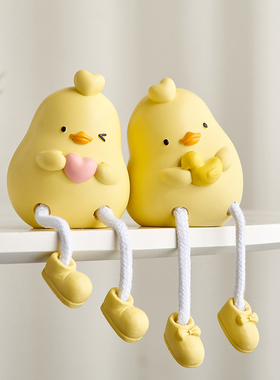 创意可爱吊脚娃j娃小摆件家居装饰品客厅柜子隔板墙上置物架洞洞