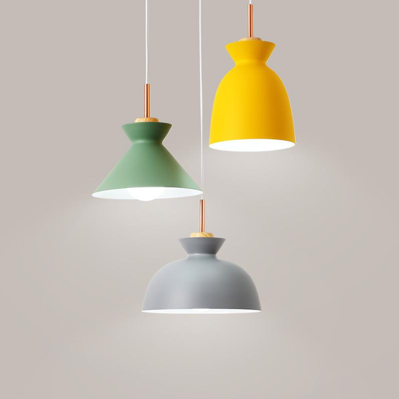北欧餐厅吊灯现代简约创意个性家用三头马卡龙灯饭厅吧台餐桌灯具