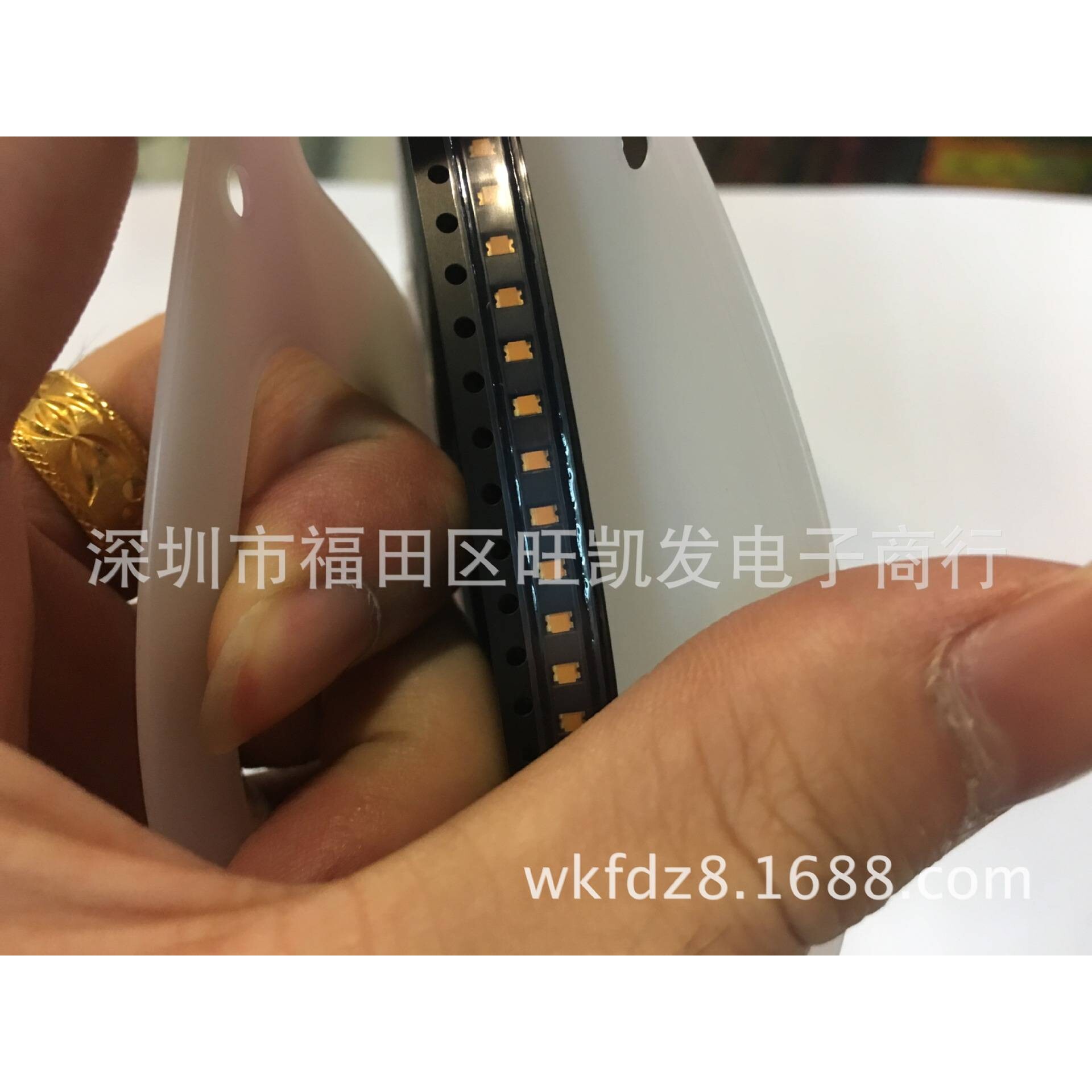 贴片LED发光二极管0805粉色 超亮 SMD LED灯珠 厂家直销