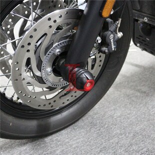 适用奥古斯塔Rivale/Turismo Veloce800改装前轮防摔球减震保护块