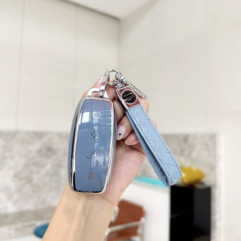 适用腾势d9钥匙套专用n7保护壳高档女扣锁24款汽车内装饰用品大全