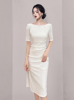 白色中袖连衣裙女收腰新款春法式高级感赫本风小众设计一字肩长裙