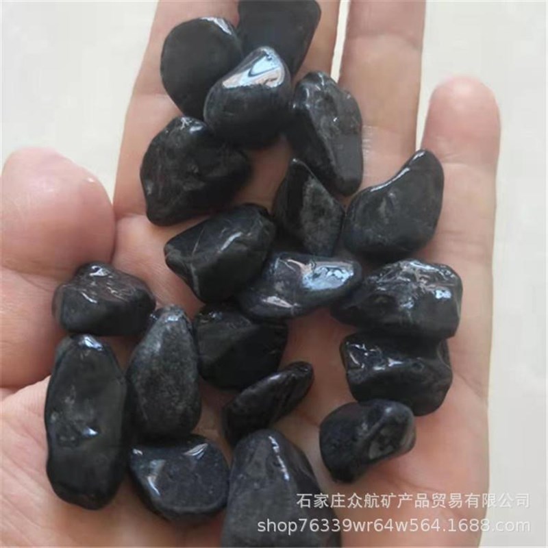 供应黑色b石子黑色砾石园林景观用黑石子黑色胶粘石黑色机制卵石