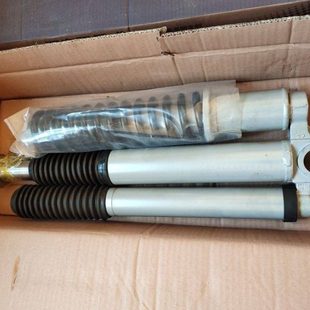 7孔连板1600江辉减震器 五征减震器装 五征农用三轮车5658TA