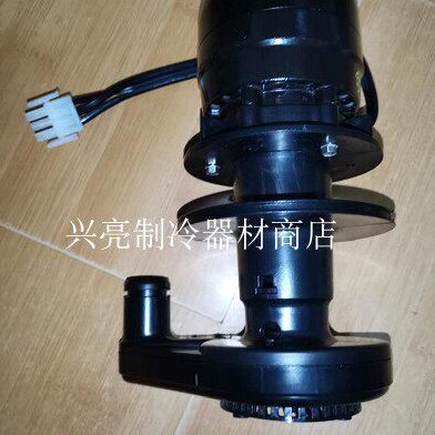 万利多马尼托瓦Indigo型制冰机代替上水泵抽水马达DM0500配件维修