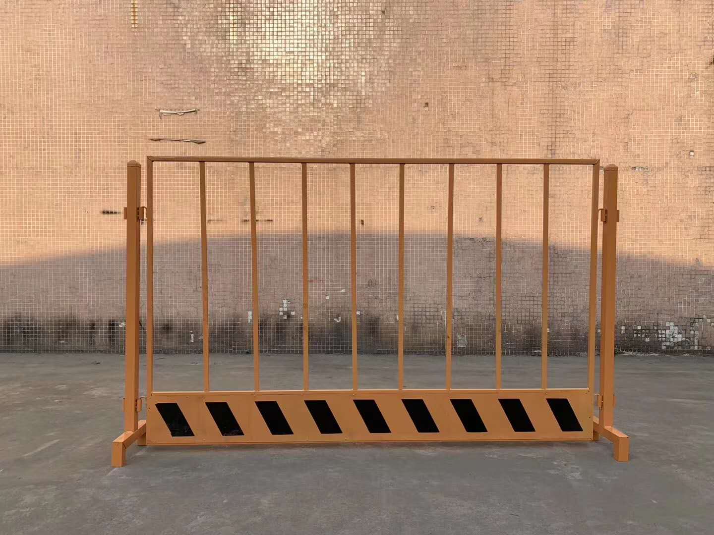 建筑临边工地警示安全基坑护栏围栏工程防护栏工厂车间仓库隔离栏