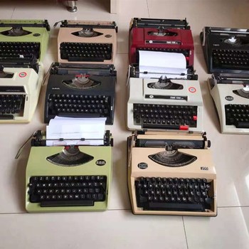 物件相好英文打字机老式复古可打印可打字老式机械可X以打世纪橱