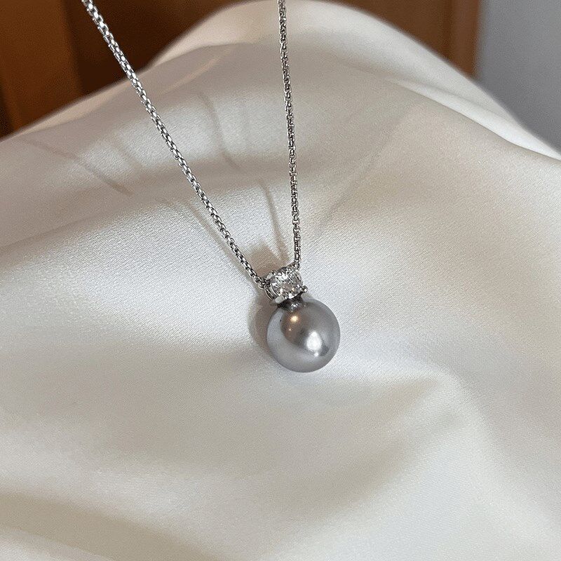 戴妃真多麻灰色珍珠项炼 炼 单颗四爪钻石吊坠颈炼 炼L