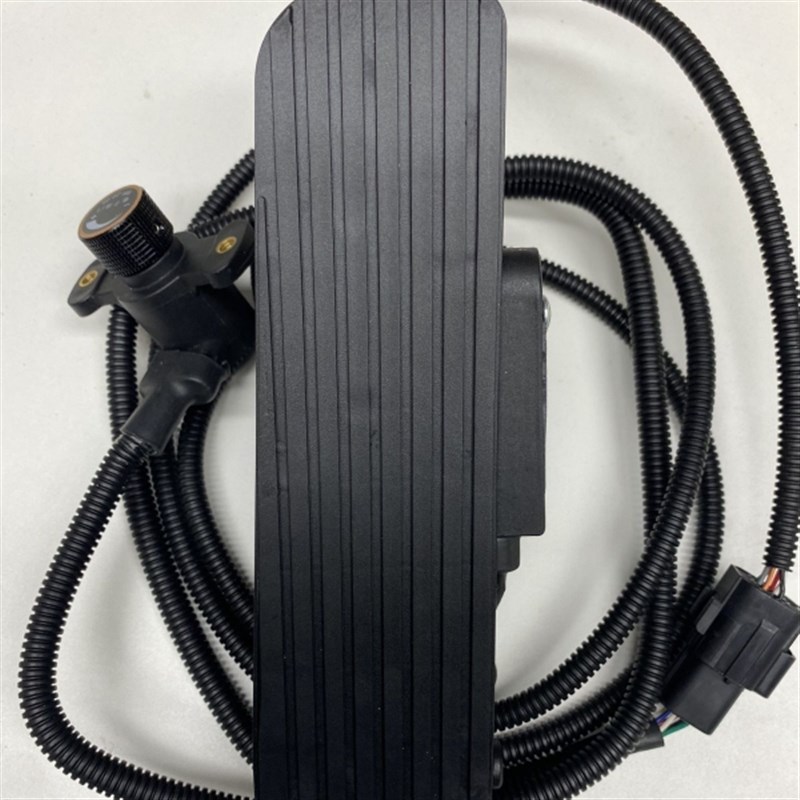 中联重科耕王拖拉机w单体泵拉线改装电子油门一套