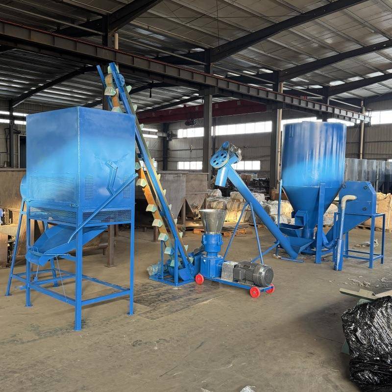 养殖牛羊猪饲料颗粒机麸皮粮食精饲料造粒机出口160型颗粒机