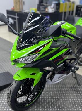 适用川崎忍者400ninja400加高风挡 摩托车改装加厚前挡风板导流罩