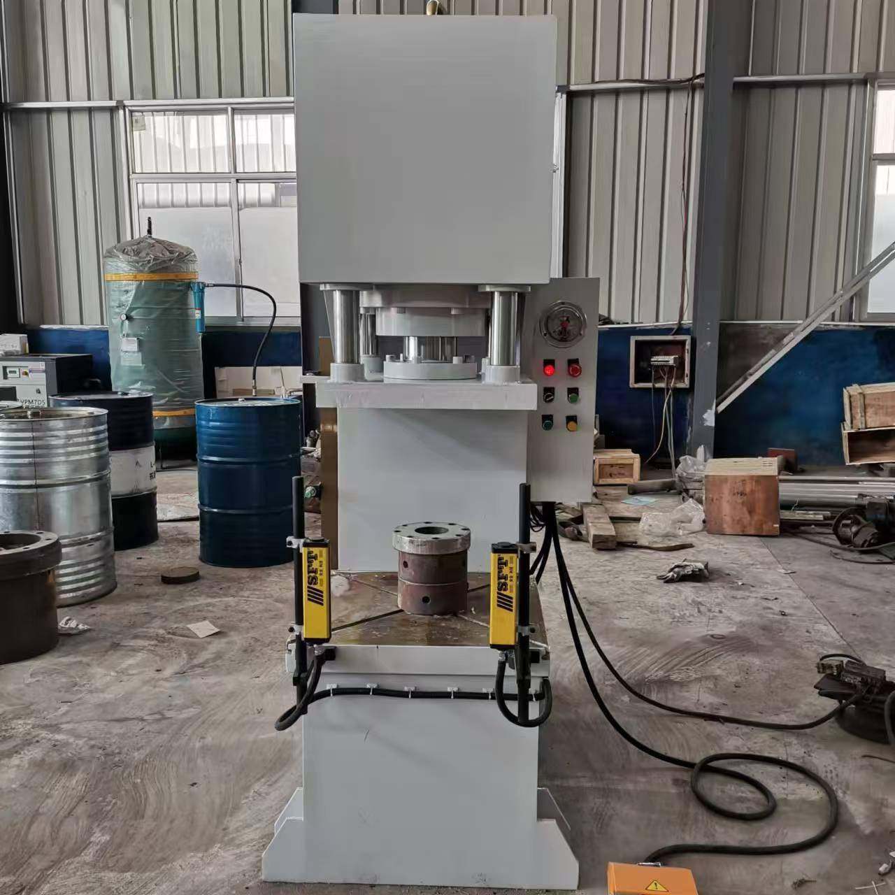 小型单臂单柱液压机框架式伺服液压机c型板材热压成型压力机,五金/工具,机床,淘宝优惠券,粉丝福利购,淘宝优惠卷