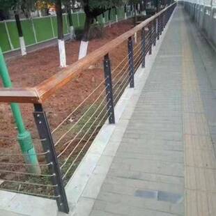 304不锈钢钢丝绳索护栏安全防护公园河道景区缆索厂家景区防护栏