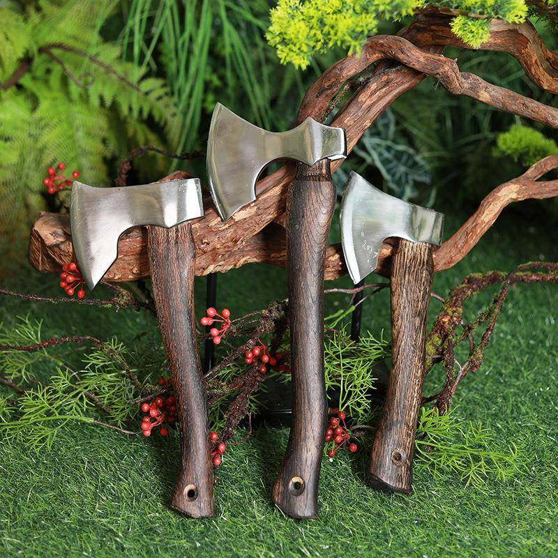 户外斧子尼曼斧极太子露营手斧斧战劈斧柴手工锻造木NMK工斧子开