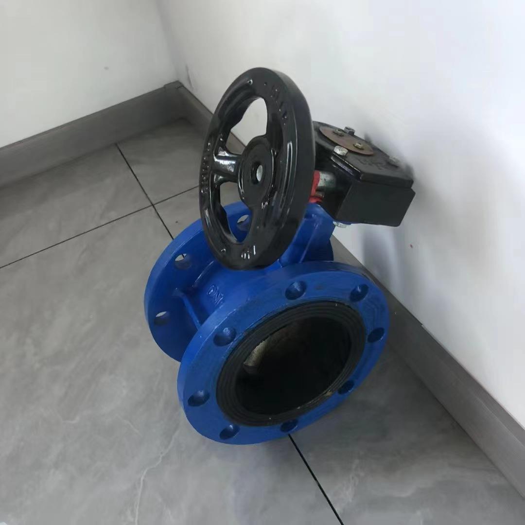 涡轮法兰蝶阀D31X墨铁水球利消防手478071轮手动软密封蝶铸式阀门