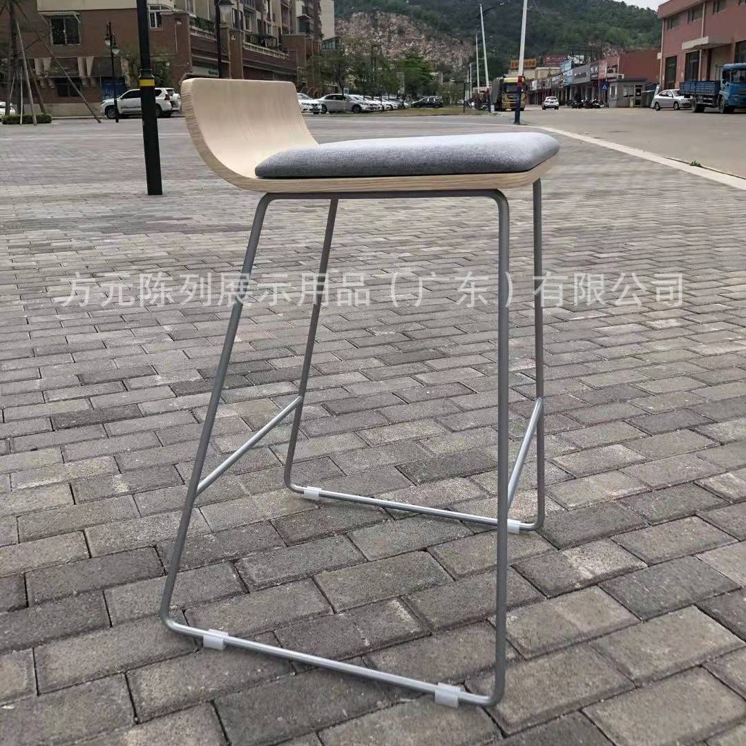 皮革懒人椅营业厅办公沙发高脚凳子卖场休息桌客户坐椅实木商用