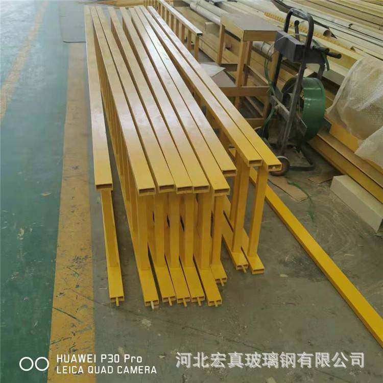 现货玻璃钢护笼爬梯 绝缘工程直爬梯 污水井爬梯 深坑爬梯