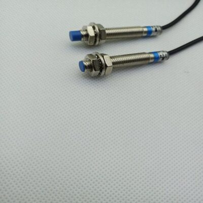 华全电感式接近开关FA8-M1NA三线NPN常开DC5V12V24V36V感应金属M8